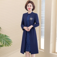 Chị Minh Anh